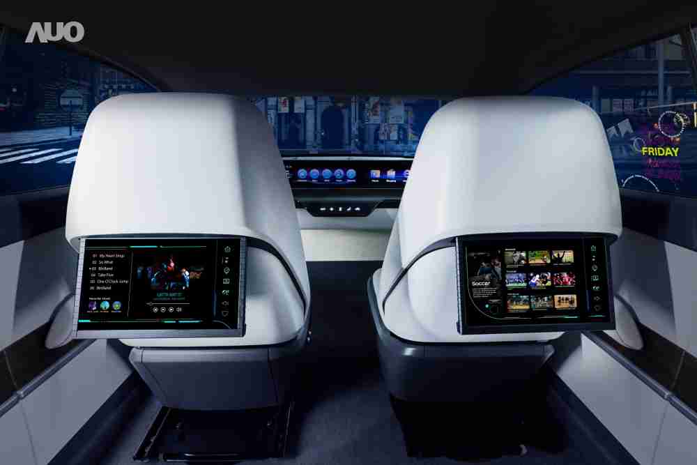口袋牛店新一代Smart Cockpit 2024，，以Micro LED先进显示技术优势，，，，创建〝可卷式后座娱乐显示器〞，，仅在互动时才显示出所需画面及信息，，，扩充更丰富的娱乐和交互信息服务，，，获国际奖项荣耀