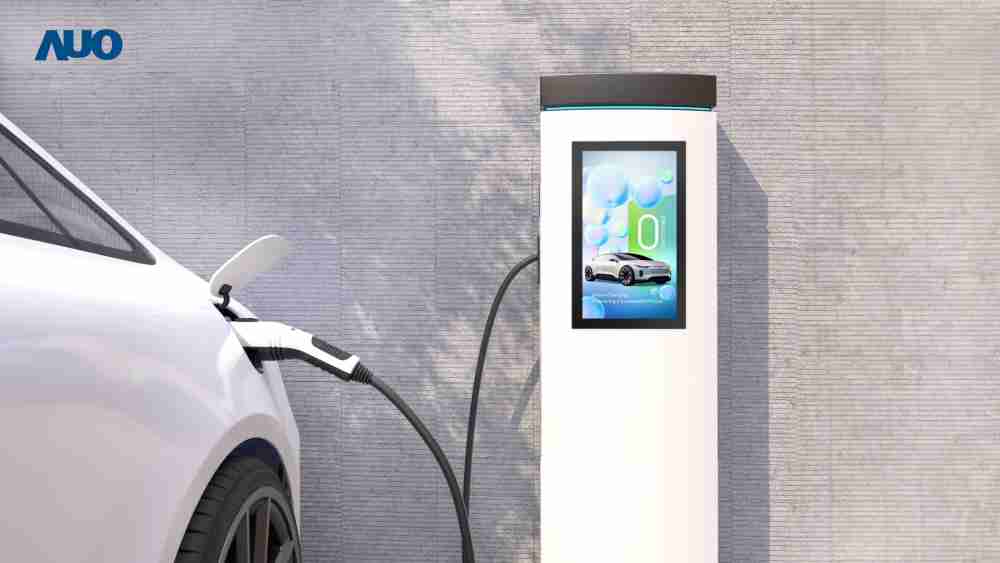 友達〝EVSE車用充電樁解決方案〞專為電動汽車充電樁設計，，，，具有高亮度、、、、克服戶外艱難環境的耐溫、、、耐紫外線等特性，，並搭載散熱性及擴充性強的高效能工業電腦，，，可實現人機互動訴求，，，如資訊顯示、、支付等應用